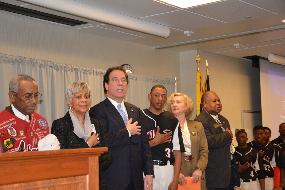 SMNLB Pledge with Kamenetz