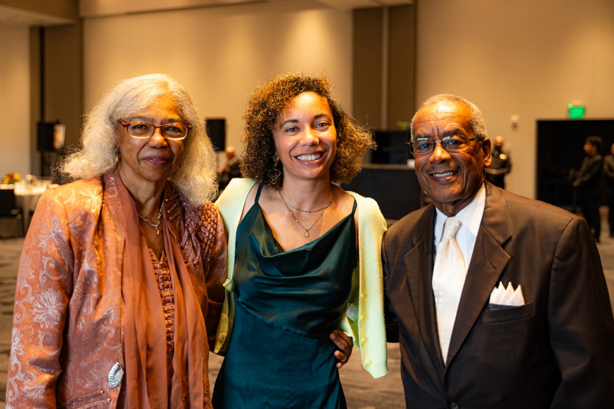 2025_SMNLB_Pillar_Award__ (12)